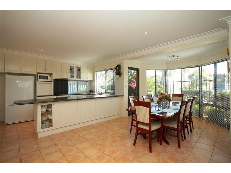 7b Forster Ave, Lathlain WA 6100