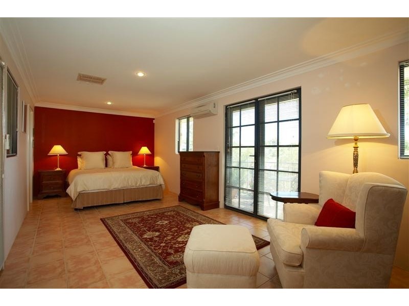 7b Forster Ave, Lathlain WA 6100