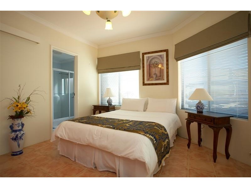 7b Forster Ave, Lathlain WA 6100