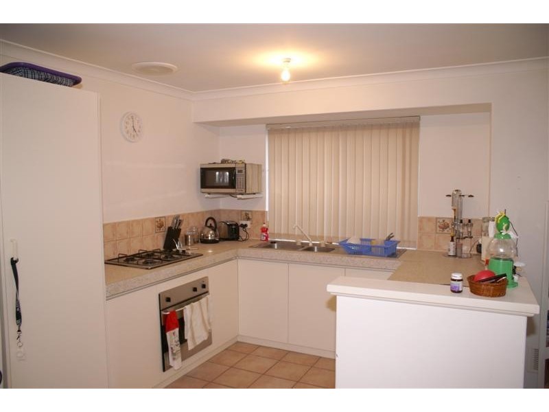 84 Upton St, St James WA 6102
