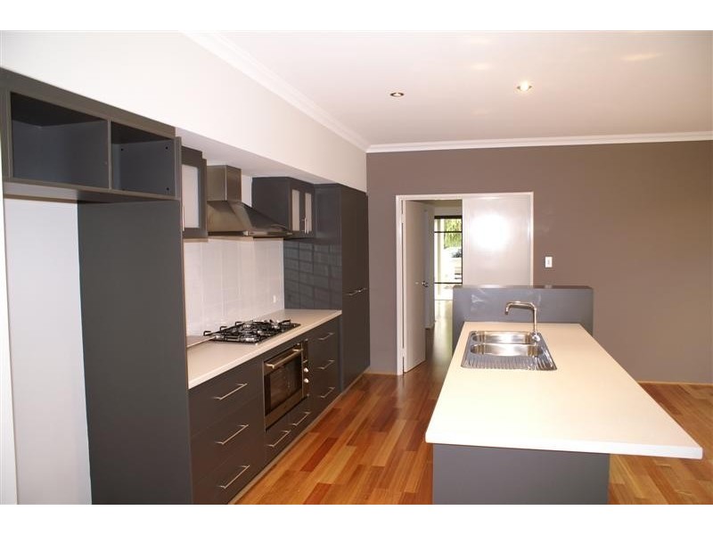 14 Devenish St, East Victoria Park WA 6101