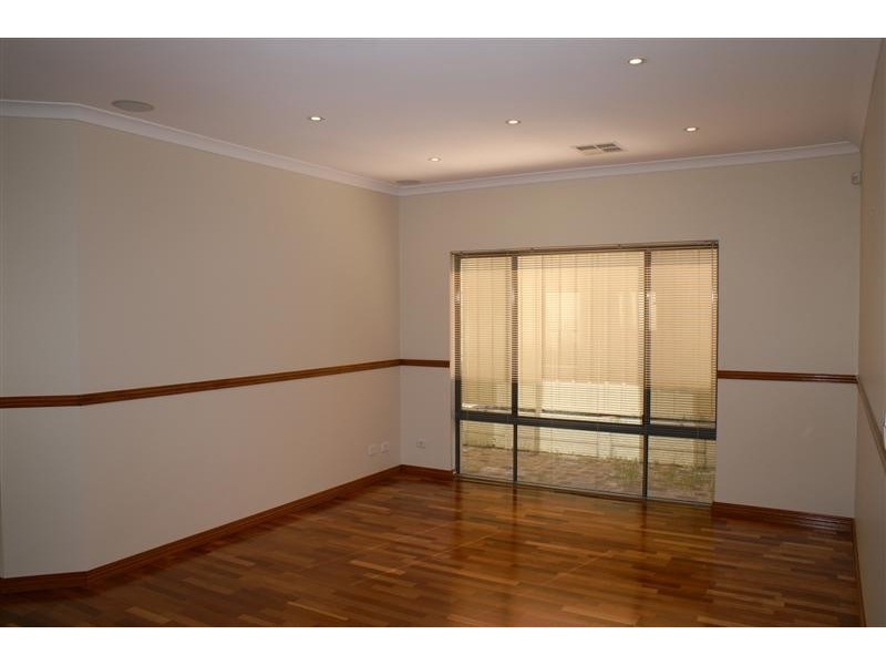 141b Planet St, Carlisle WA 6101