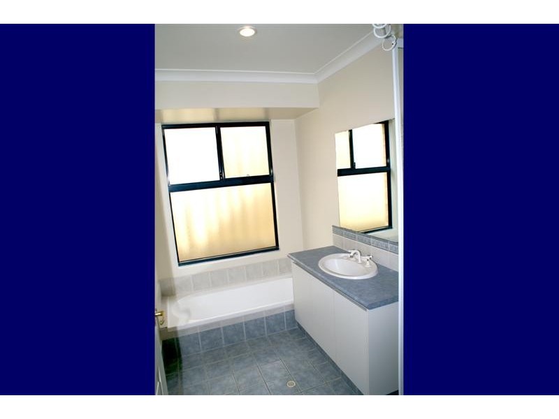 141b Planet St, Carlisle WA 6101