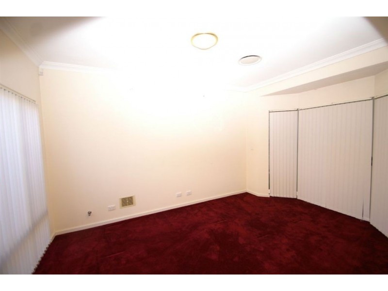 2/43 Pitt Street, St James WA 6102