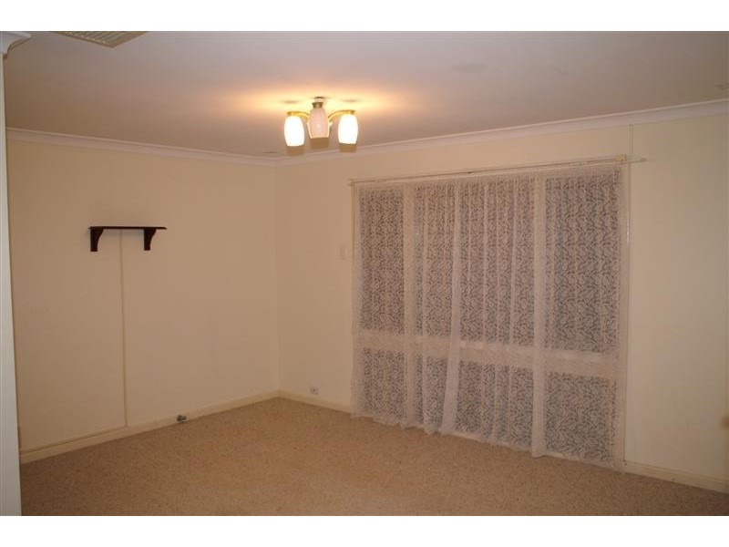 115 Spencer Rd, Langford WA 6147