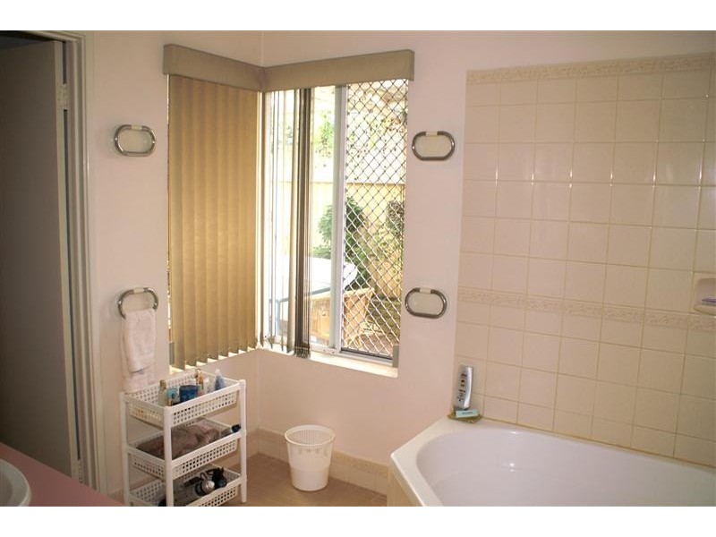 138 Hordern St, Victoria Park WA 6100