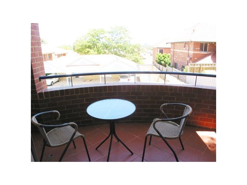 1/27 King George Street, Victoria Park WA 6100