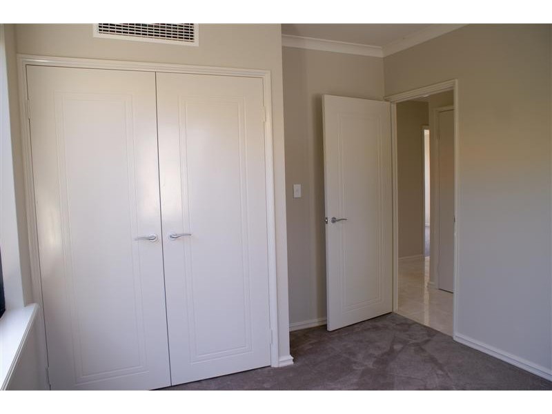 9a Holden St, Carlisle WA 6101