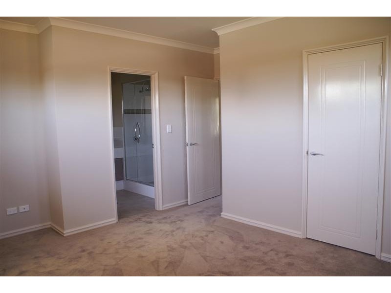 9a Holden St, Carlisle WA 6101