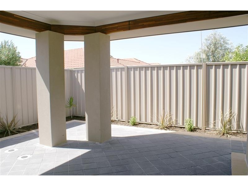 9a Holden St, Carlisle WA 6101