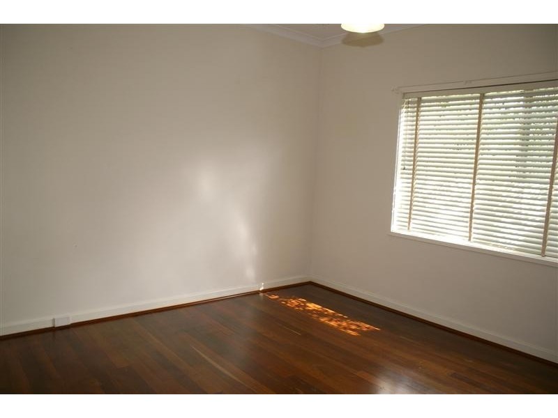 10a Washer St, East Victoria Park WA 6101