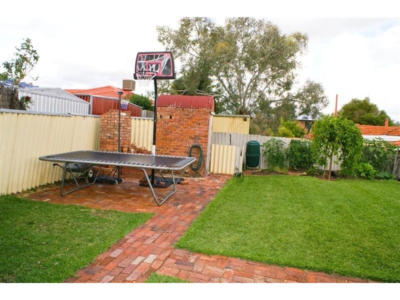 44 Duncan St, Victoria Park WA 6100