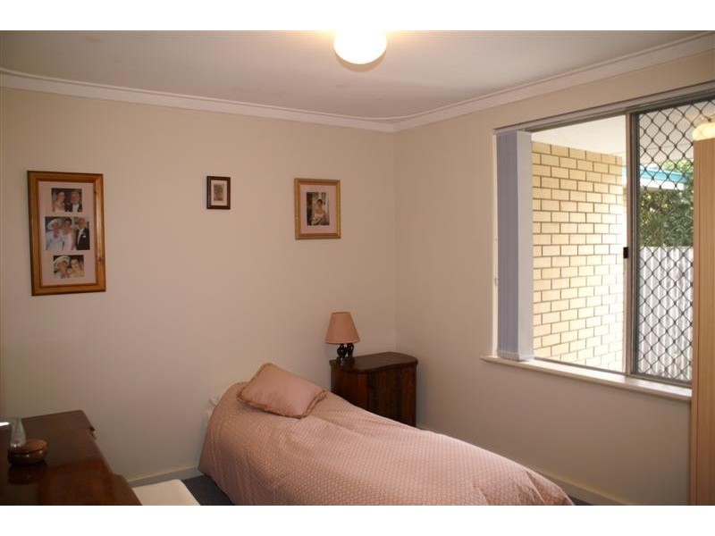 7 Galaxy Way, Carlisle WA 6101