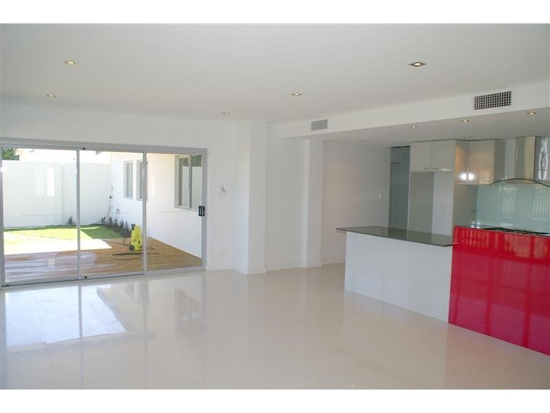 5a Swansea St, East Victoria Park WA 6101