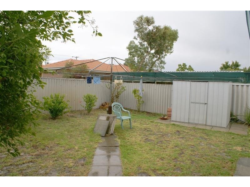 7 Galaxy Way, Carlisle WA 6101