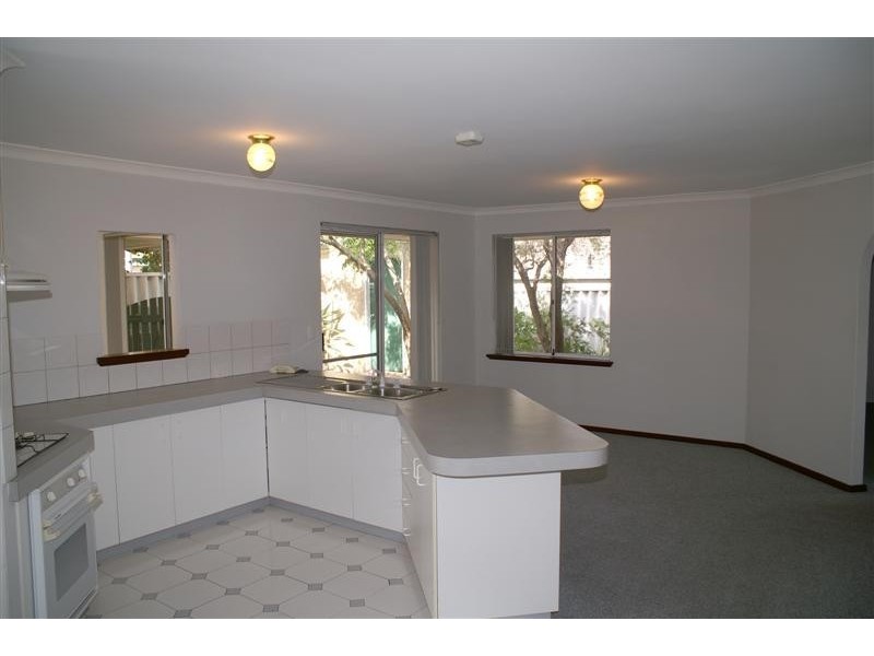 2/116 Swansea St, East Victoria Park WA 6101