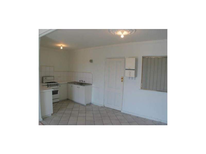 23/15 King George Street, Victoria Park WA 6100