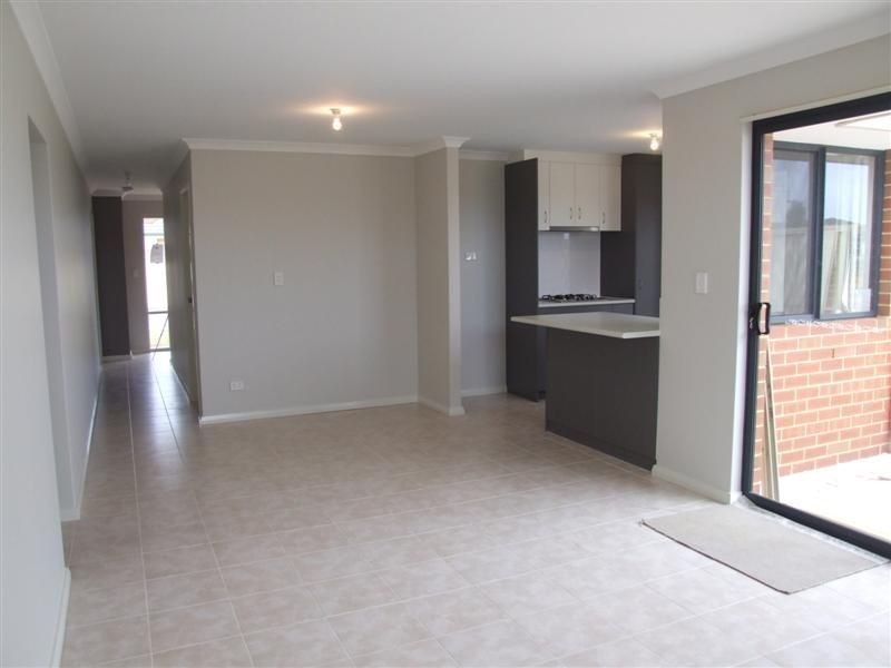 36/11 Hazlett Way, Canning Vale WA 6155