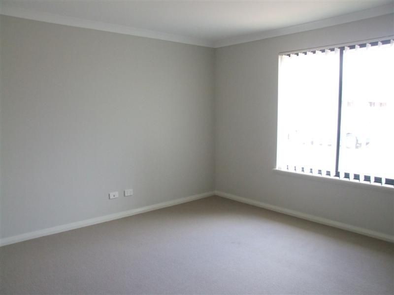 36/11 Hazlett Way, Canning Vale WA 6155