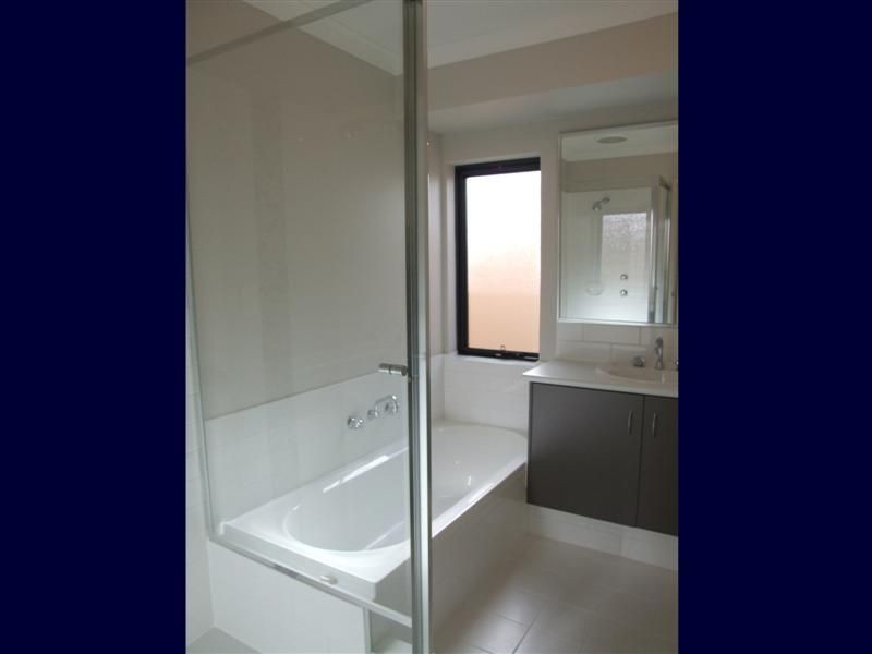 36/11 Hazlett Way, Canning Vale WA 6155