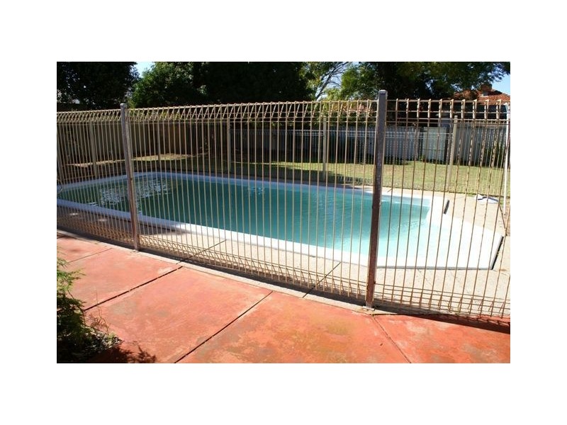 6 Band Street, Lathlain WA 6100