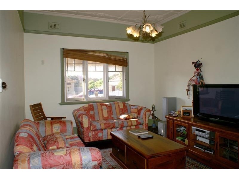 64 Kent St, East Victoria Park WA 6101