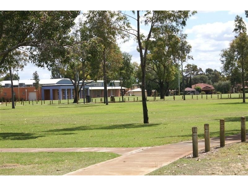 1a Bowkett St, Redcliffe WA 6104