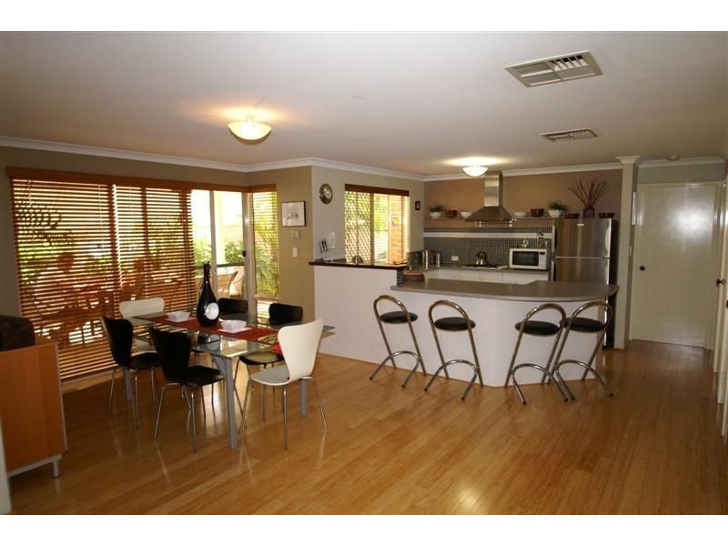 5 Heirisson Way, Victoria Park WA 6100