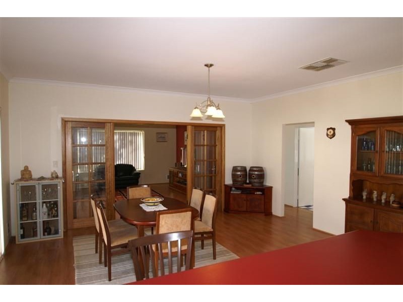 20a Bishopsgate St, Lathlain WA 6100