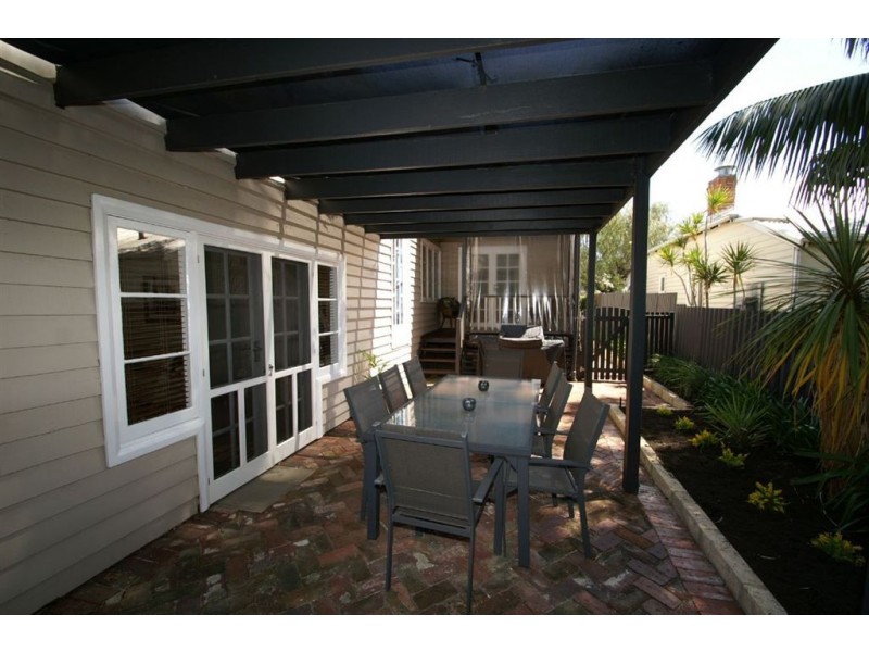 18 Hampshire Street, East Victoria Park WA 6101