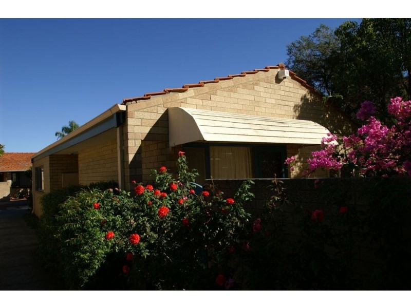 1/55 Lockhart Street, Como WA 6152