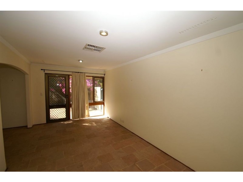 1/55 Lockhart Street, Como WA 6152