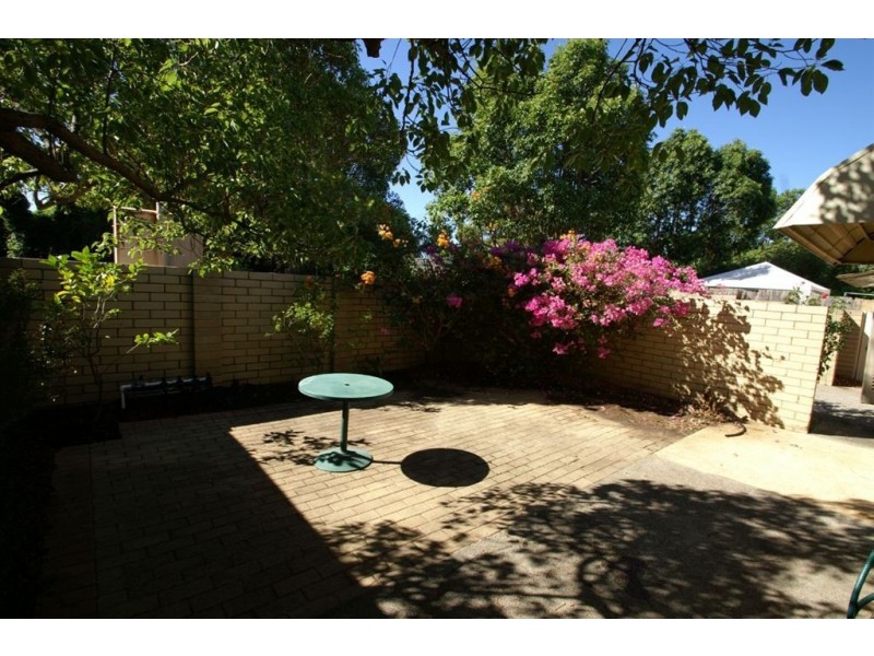 1/55 Lockhart Street, Como WA 6152