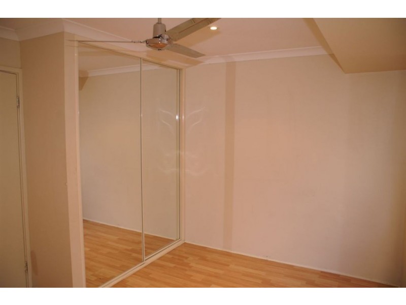 15 Taree Street, St James WA 6102