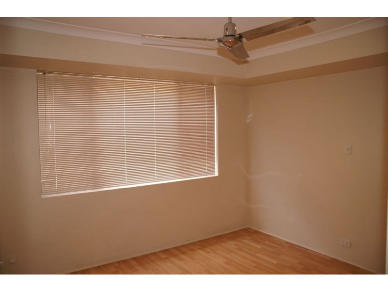 15 Taree Street, St James WA 6102