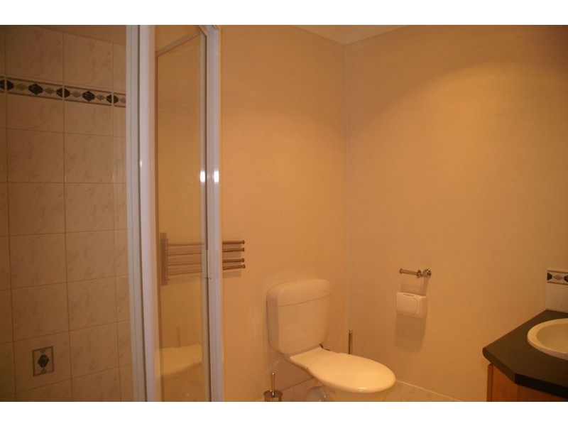 15 Taree Street, St James WA 6102