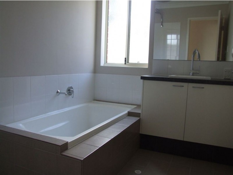 42 Ellesmere Road, Lynwood WA 6147