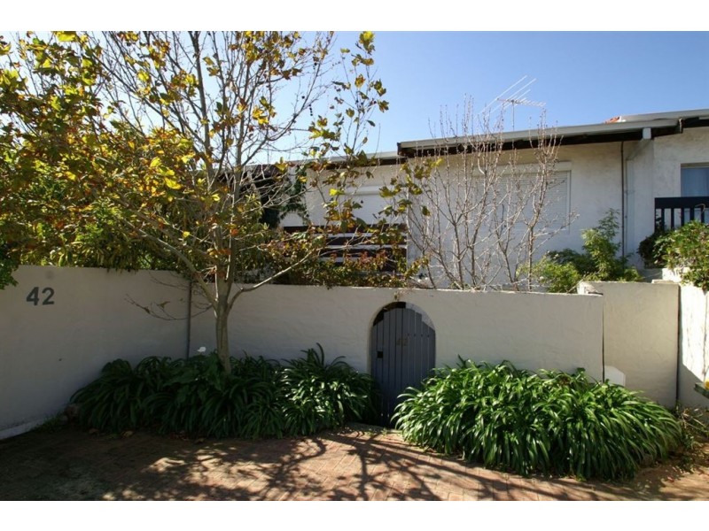 42 Berwick Street, Victoria Park WA 6100