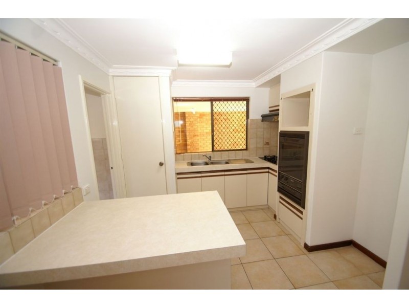 2/16 Jupiter Street, Carlisle WA 6101