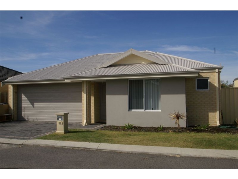 8/11 Hazlett Way, Canning Vale WA 6155