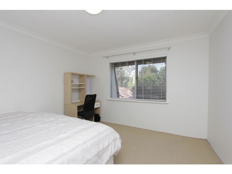 17/10 Gardner Street, Como WA 6152