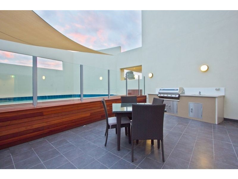 8/1 Tanunda Drive, Rivervale WA 6103