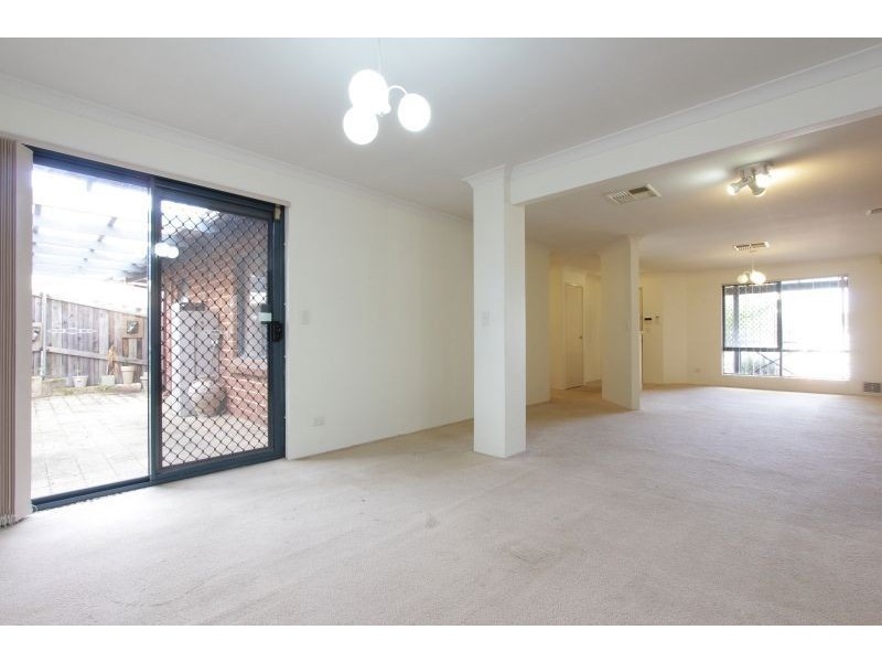 1/49 McMillan Street, Victoria Park WA 6100