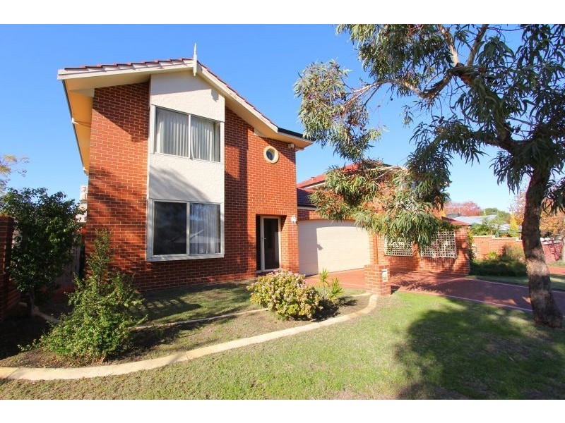 32 Axon Avenue, Victoria Park WA 6100