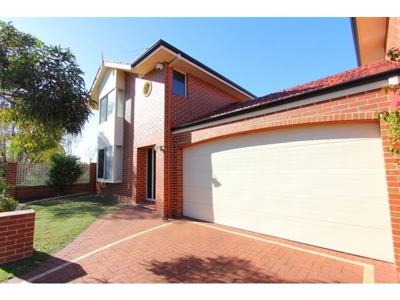 32 Axon Avenue, Victoria Park WA 6100