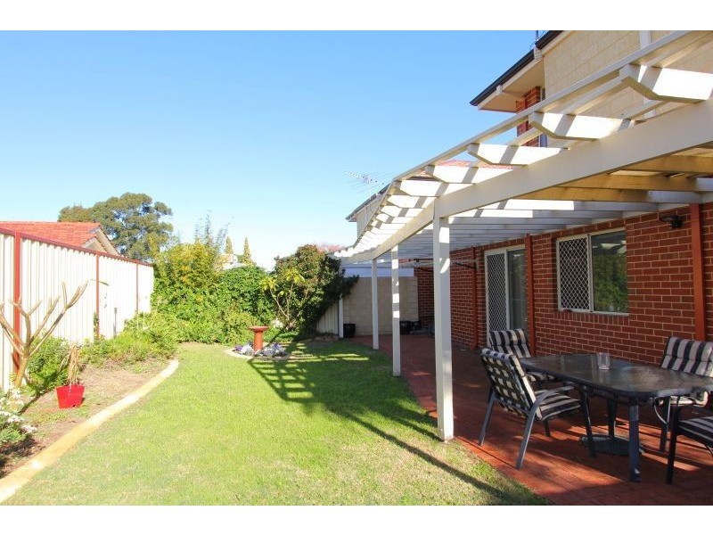 32 Axon Avenue, Victoria Park WA 6100