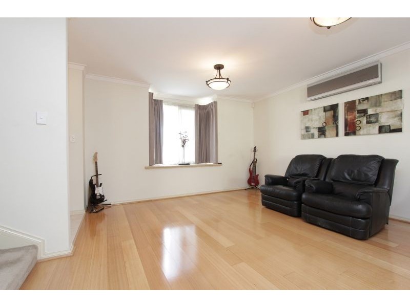 32 Axon Avenue, Victoria Park WA 6100