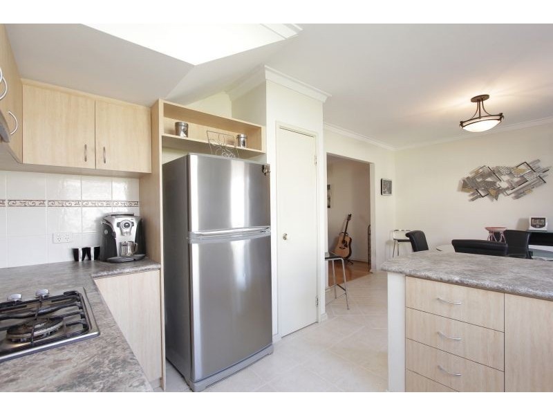 32 Axon Avenue, Victoria Park WA 6100