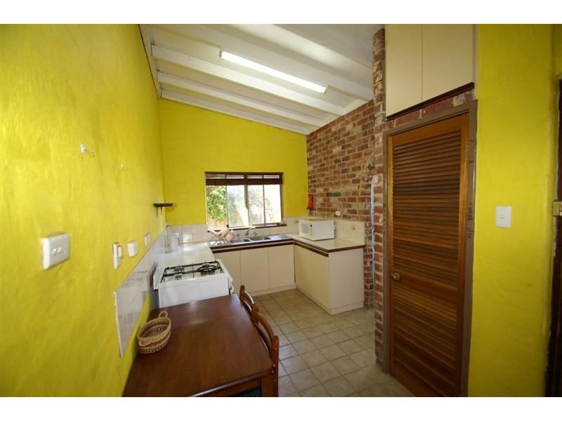 71 Kitchener Avenue, Victoria Park WA 6100