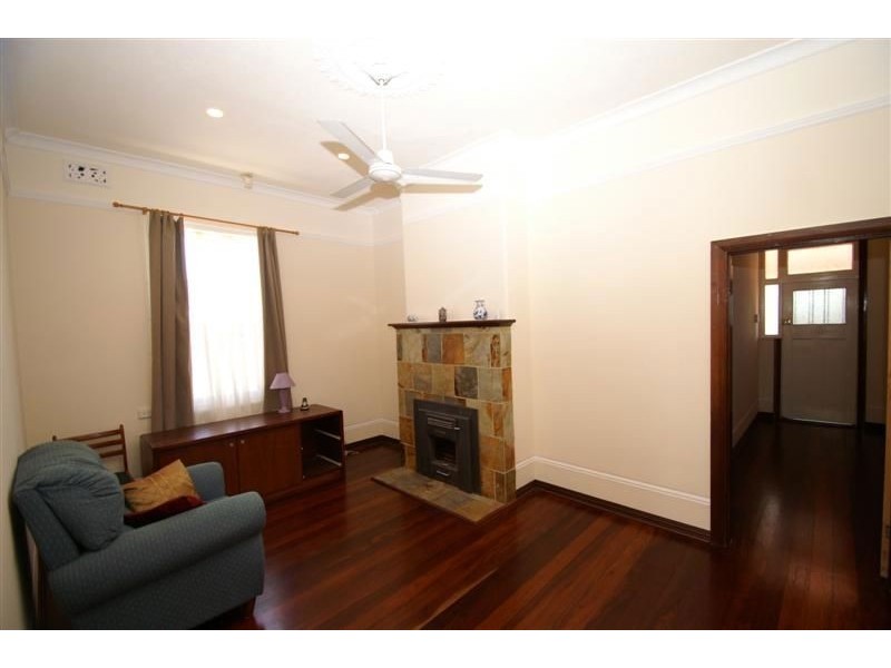 71 Kitchener Avenue, Victoria Park WA 6100